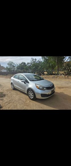 2013 kia rio lx
