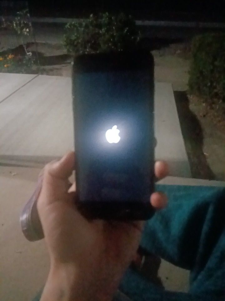 IPHONE 7 Plus Unlocked