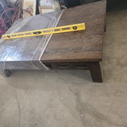 Wood Coffe Table