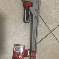 18-inch aluminum pipe wrench