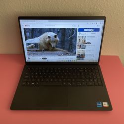 Dell Inspiron 15” (2024 model) FH Display Intel i7 12th Generation 16gb Ram, 1TB  SSD Great Laptop