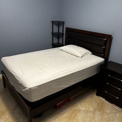 BEDROOM SET FULL/DOUBLE SIZE/ WAS $2500/ NOW $1195