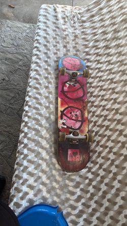 Skateboard