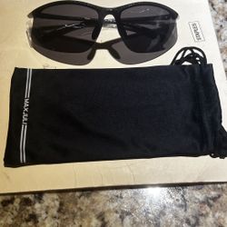 Max Juli Sunglasses with Cloth Case