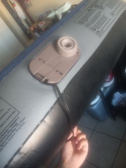 Twin Airup Matress With Built In Ac Pump