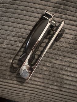 Vintage foldable camera flash bracket grip