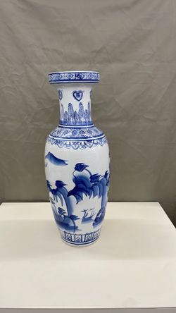 Blue White Huge Vase item no 895 (Shopgoodwill)