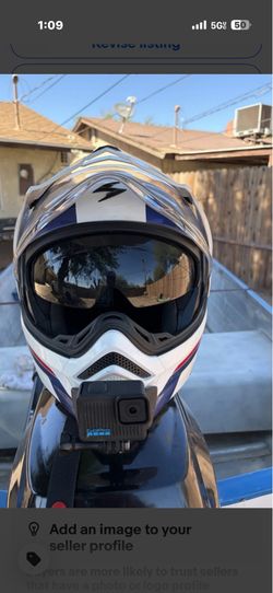 Motorcycle helmet