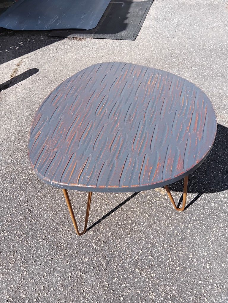 Cute Table