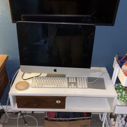 Old iMac Computer 