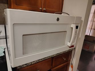 Ceiling-mounted microwave