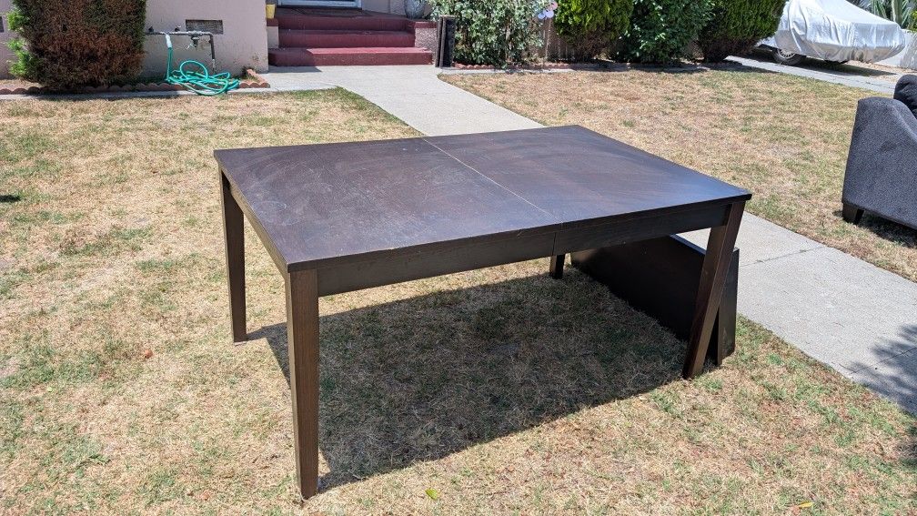 Free Dining Room Table