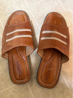 14D sandals