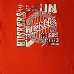  Men's Vintage Nebraska Cornhuskers TULTEX size extra large shirt Go Big Red