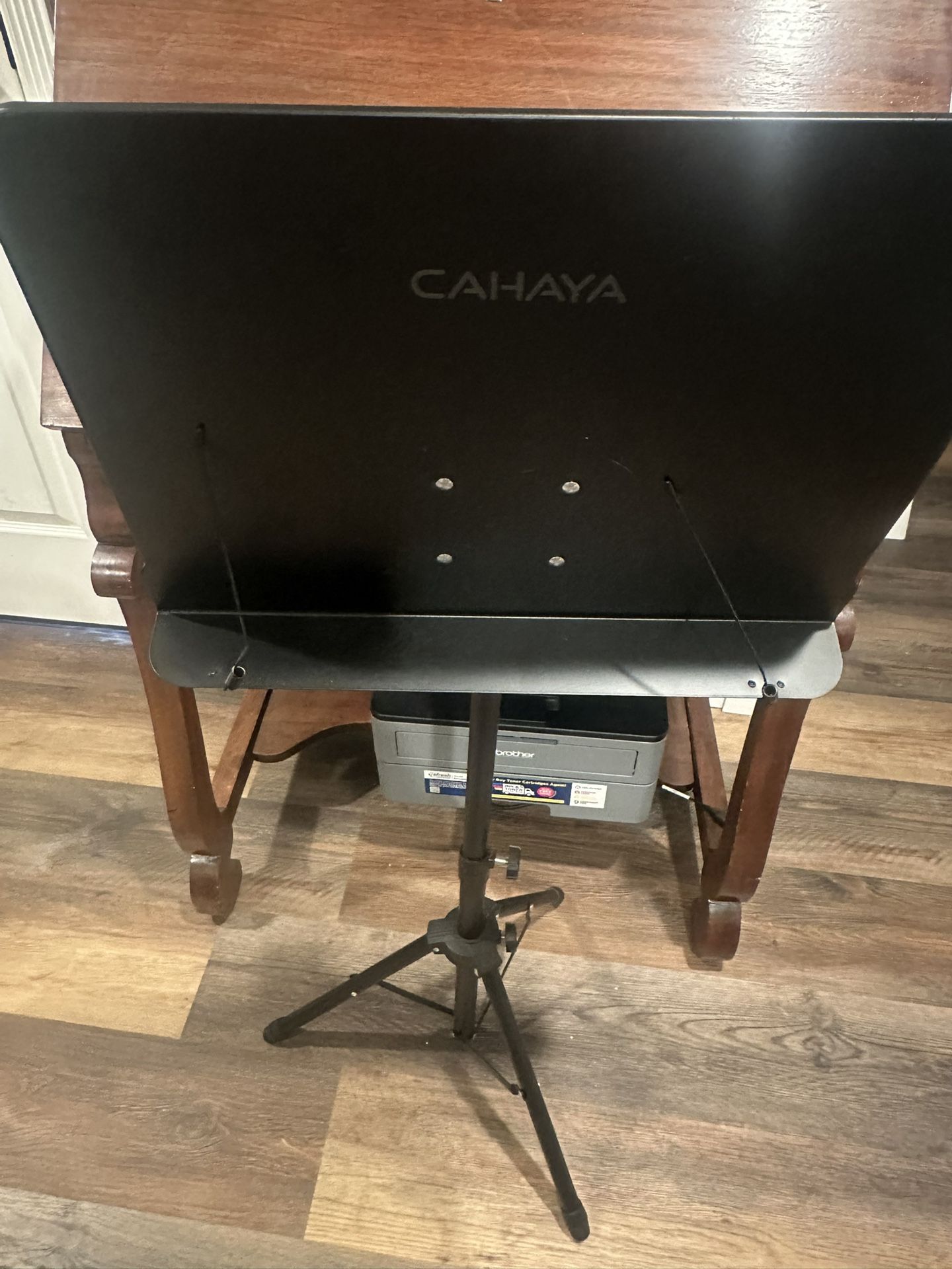 Nice music stand