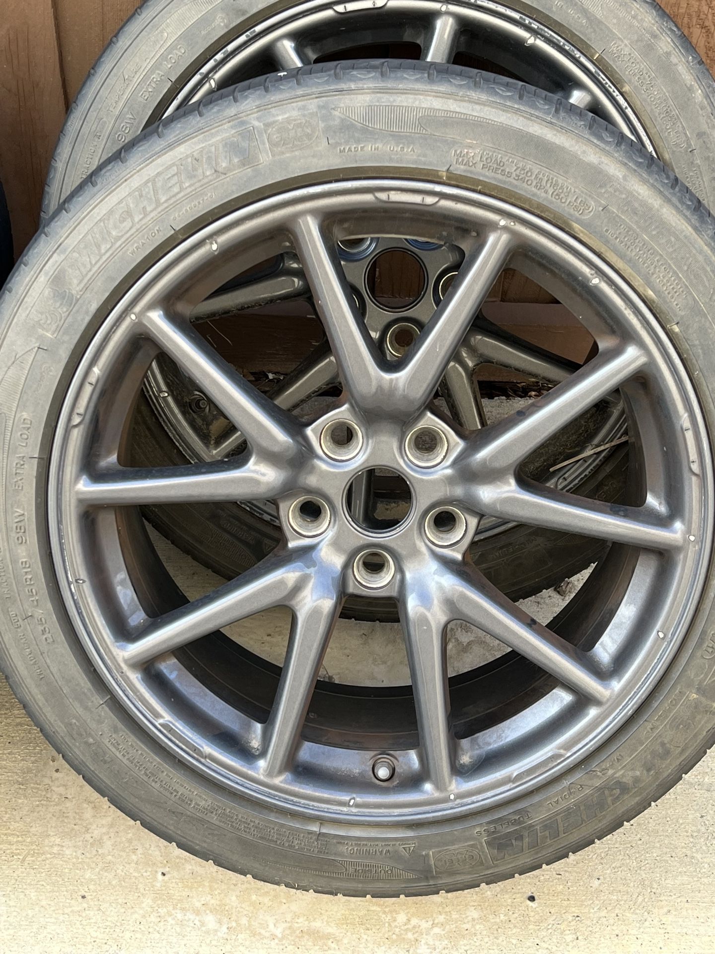 Tesla Model, Three Rims And Hubcaps