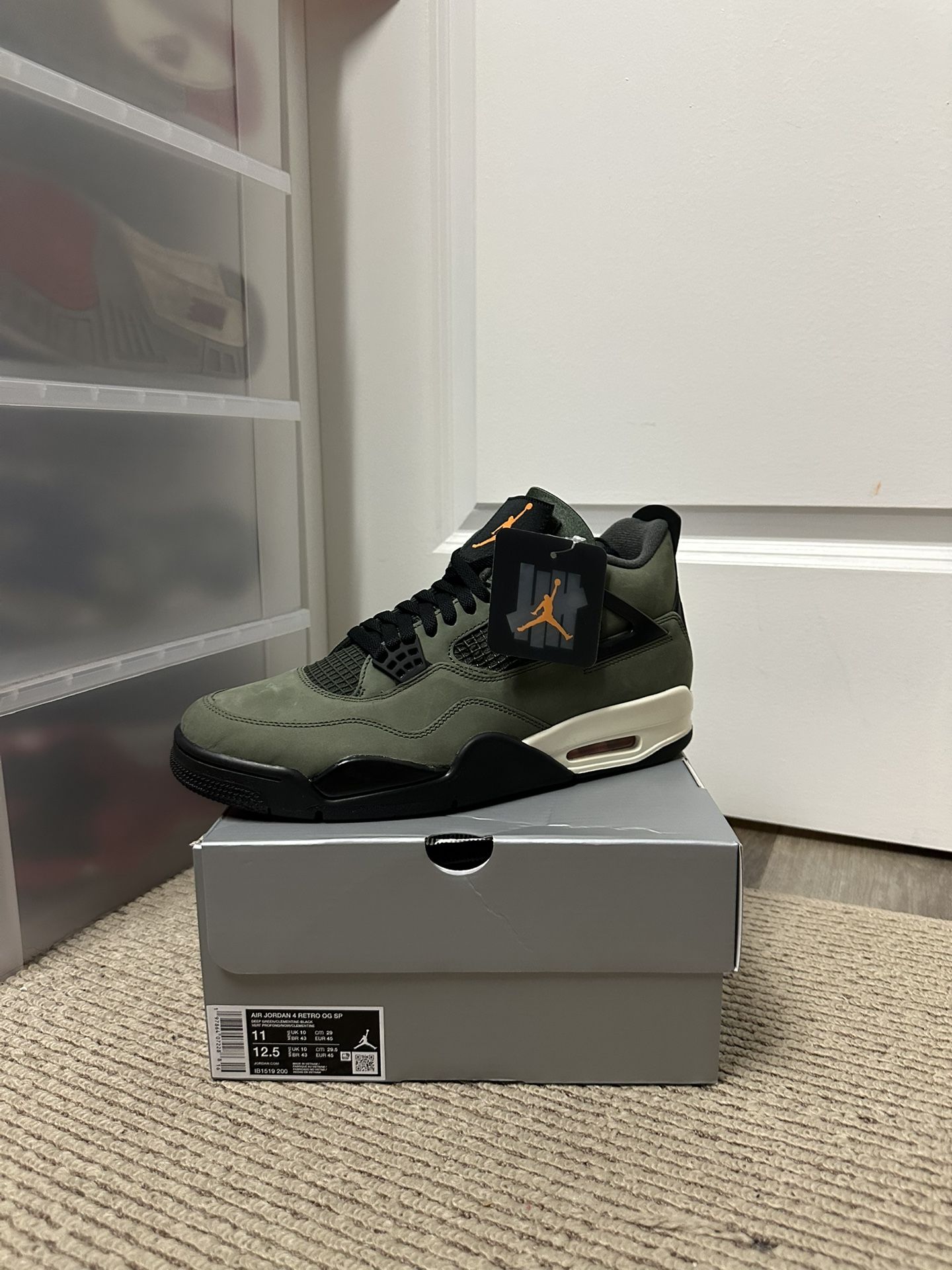 Jordan 4 Undefeated Size 11