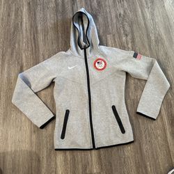 Nike Tech Fleece USA Olympic Team Hoodie Womens Small S USA Flag Full Zip Gray