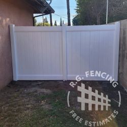 White Vinyl Fence 