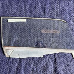 1966 Ford Mustang passenger Door Glass