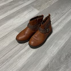 Girl Boots Size 3y