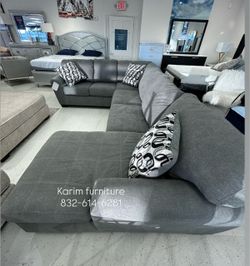GRAY COUCH