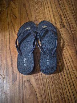 Michael Kors women's wedge fli- flops