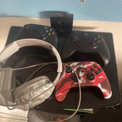 Xbox one With Everything Must Go Asap OBO 