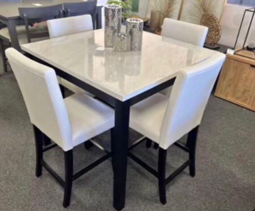 Counter High Dining Set 