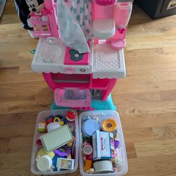 Mini Mouse Kitchen Set With Foods