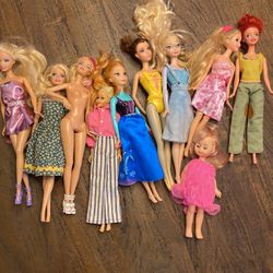 Barbie Dolls & Clothes 