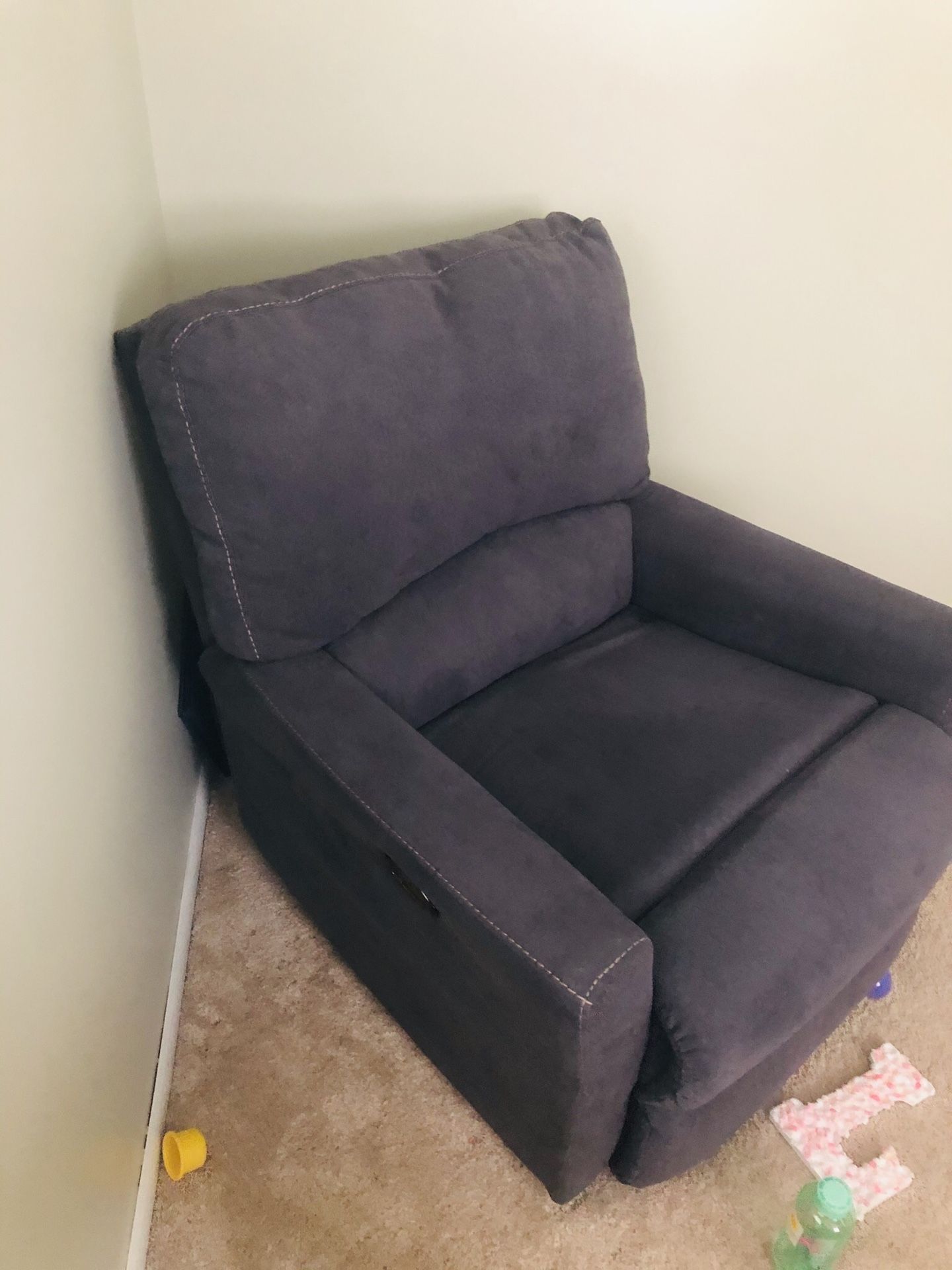 Rocker recliner