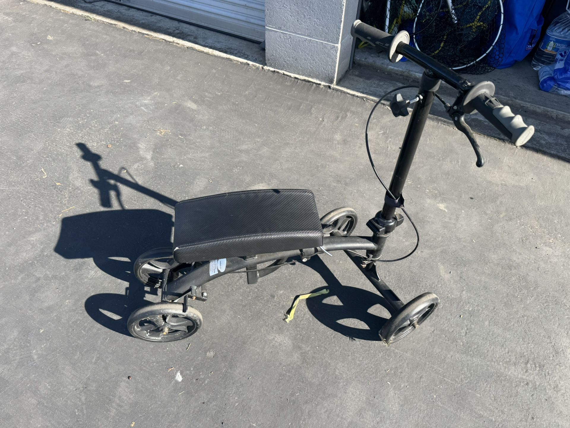 Knee Scooter