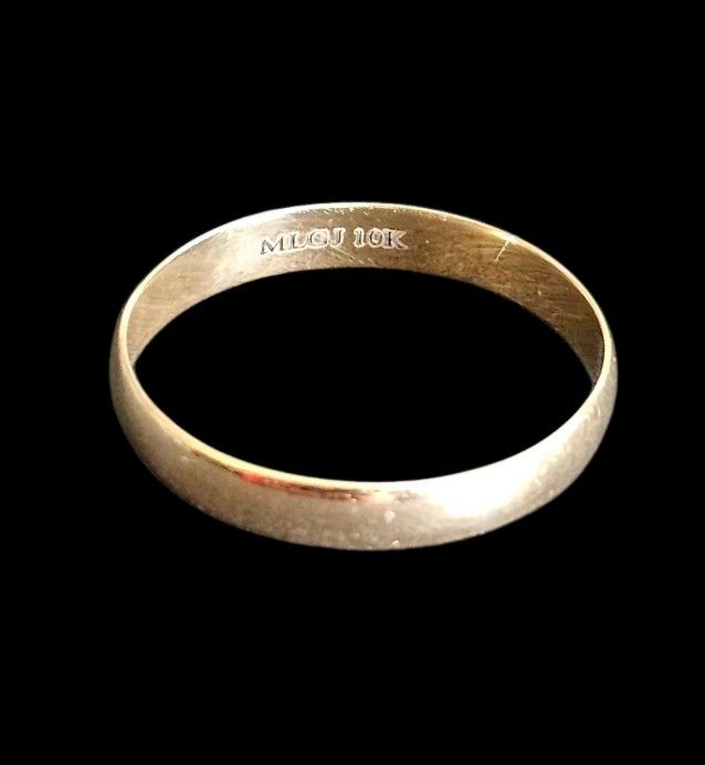 10K MLGJ Weeding Ring Size 12.25