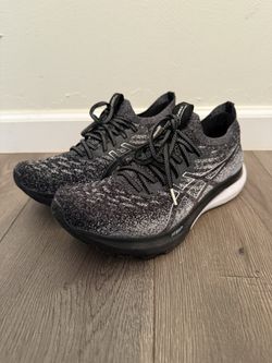 Men’s Running Shoes