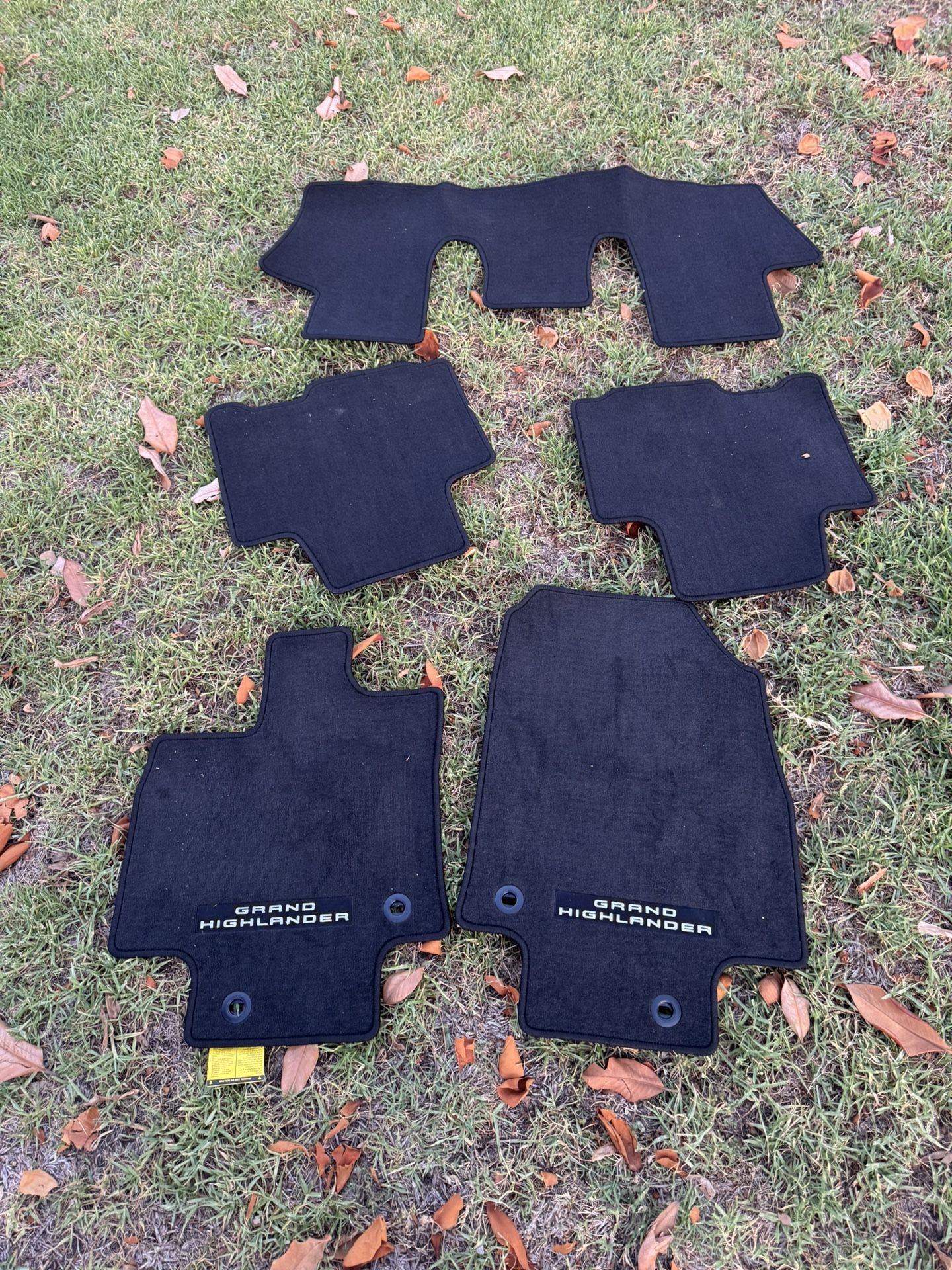 2025 Grand Highlander Mats