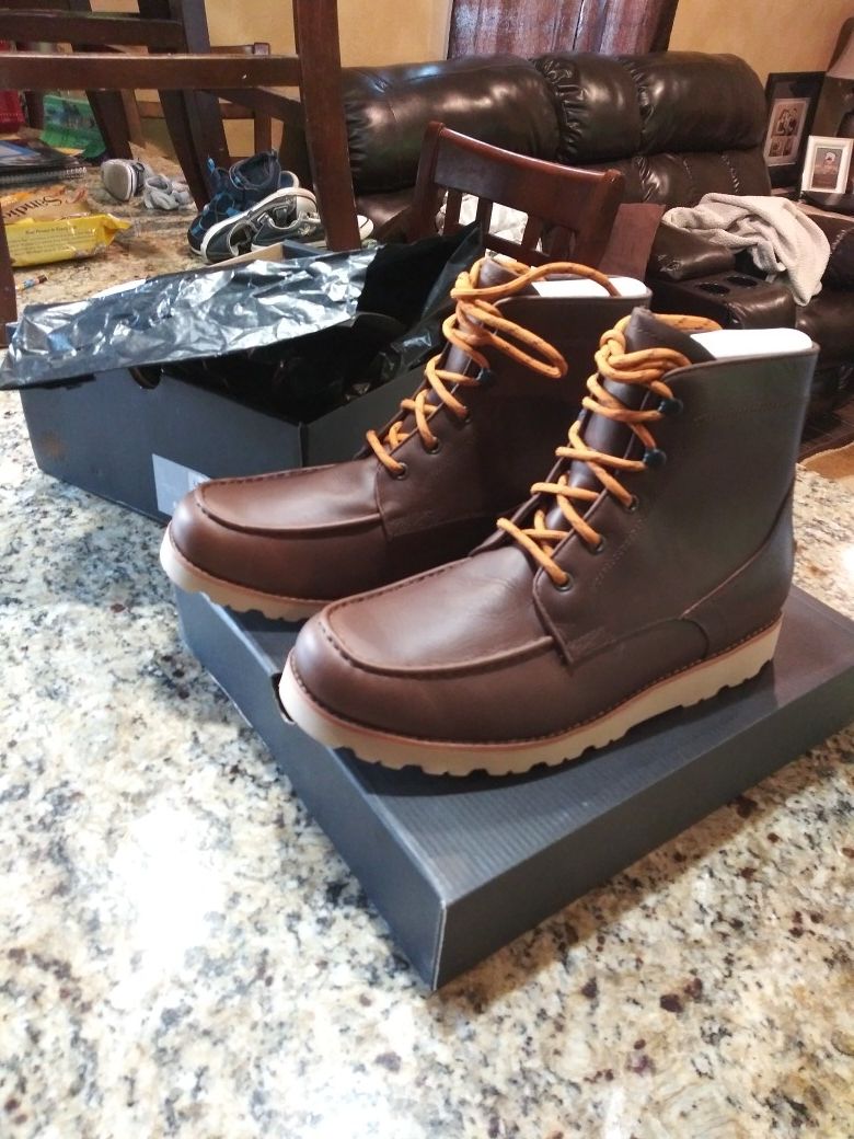 Mens uggs boots new