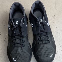 Classic black On Cloud CloudTec running shoes
