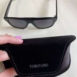 Tom Ford Unisex Sunglasses authentic NEW $150