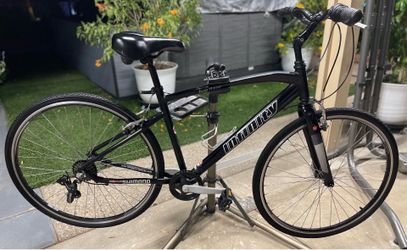 Infinity Boss Three Hybrid Bike