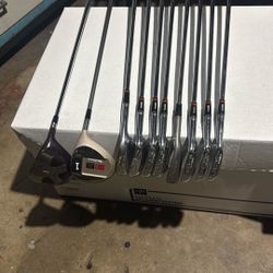 10 Golf Clubs Spalding Top Flite Pro. 8 Irons 1 Wood No.1 1 Wood Over Size No.1 