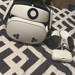Metaverse 3s - LIKE NEW with upgraded Head strap And Battery