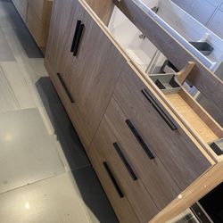 60” Freestanding Bathroom Vanity 