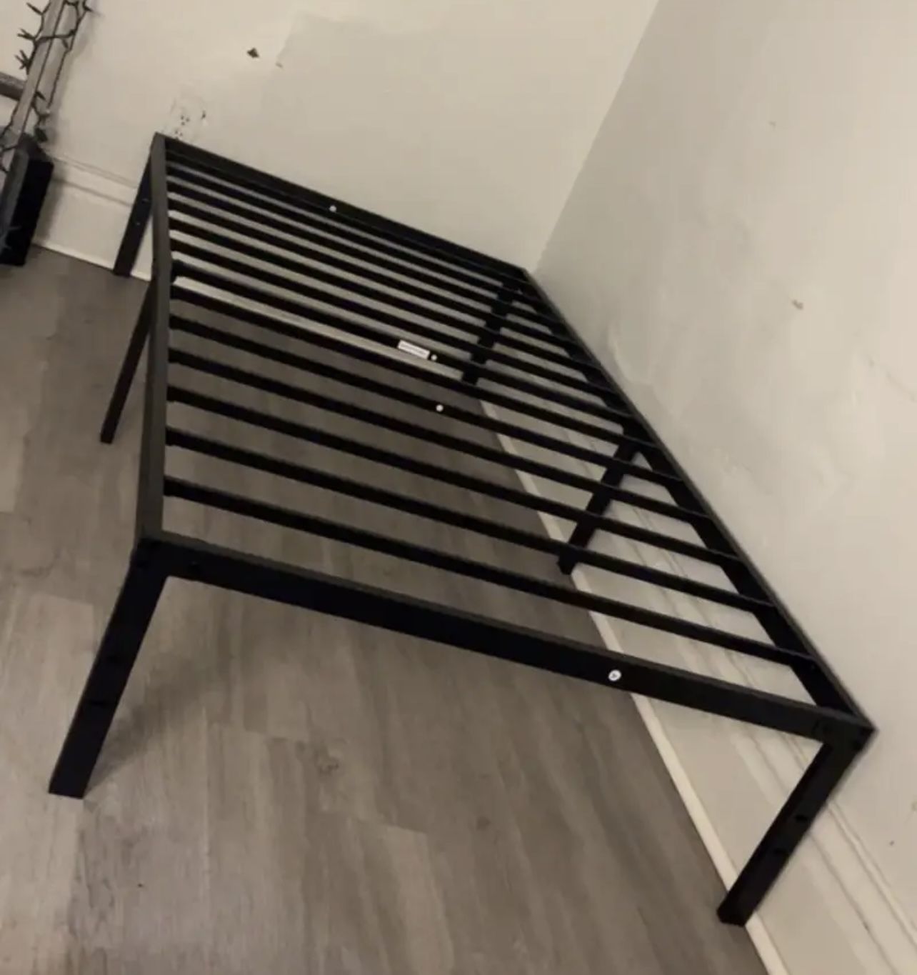 Black Twin Size Metal bed Frame