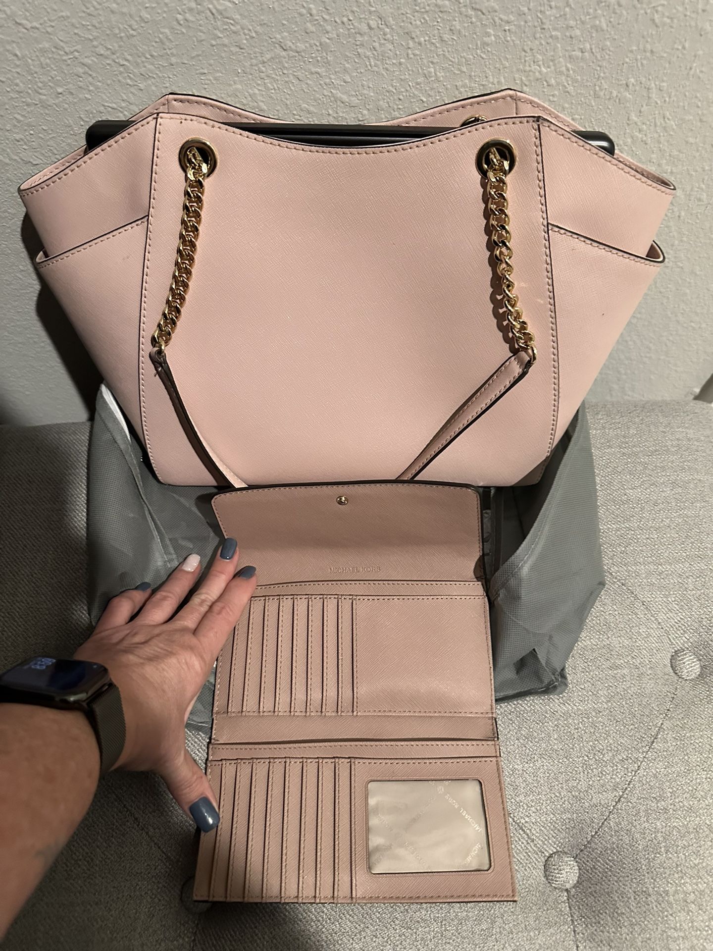 MK Purse With Matching Wallet Pale Pink