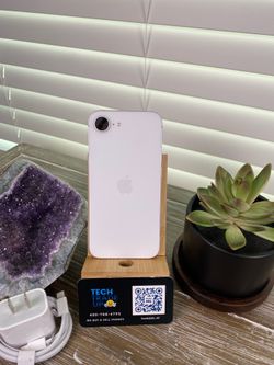 iPhone 16e 128 GB White Unlocked  Very Very Good Condition
