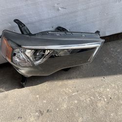 2016-2024 4runner Headlight Passenger Side