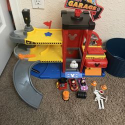 Mickey Mouse Garage 
