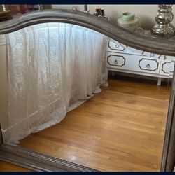 Large Dresser/Table Mirror
