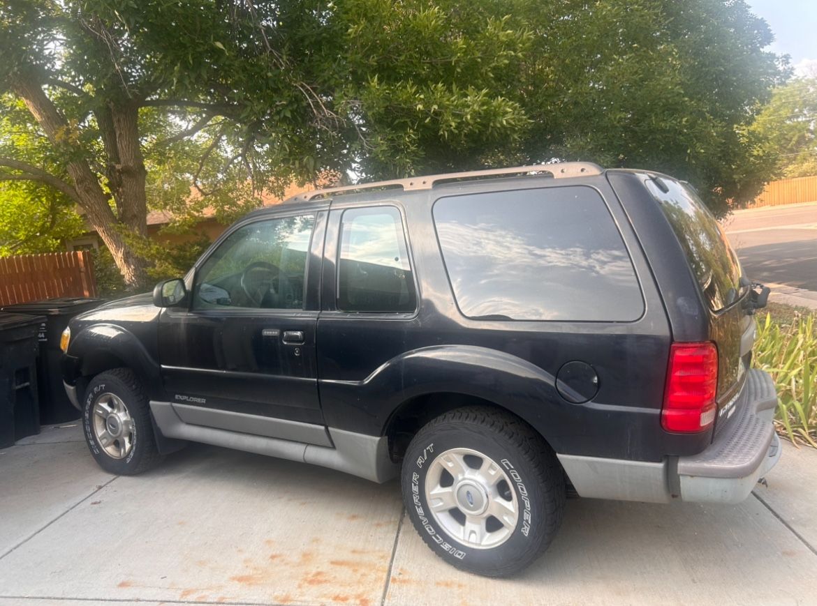 2001 Ford Explorer